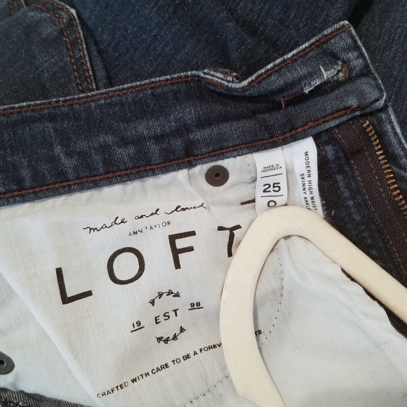 Loft Modern High Rise Skinny Ankle Jeans - Picture 4 of 4